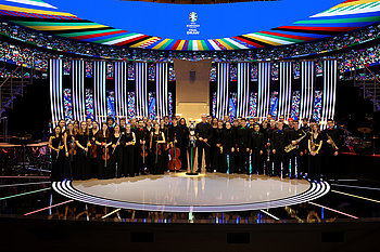 Ceremony - UEFA EURO 2024 Final Tournament Draw Gruppenfoto alle (c) Lars Baron - UEFA